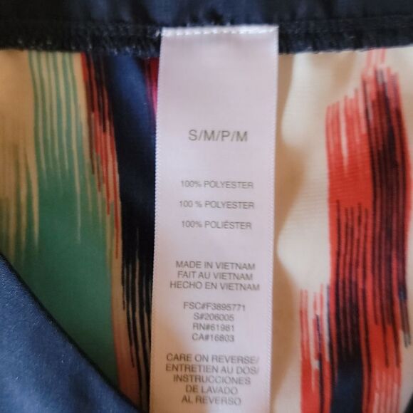 Avon summer blouse Size M - Picture 6 of 6